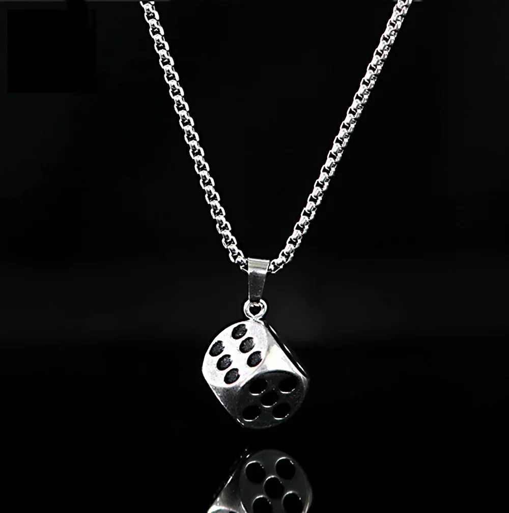 Personalized Dice Metal Light Luxury Simple Pendant Necklace Stainless Steel Fashion Hip Hop Men's And Women's Necklace