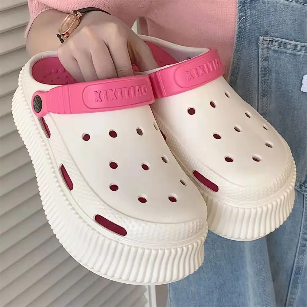 Women Summer Clogs Vacation Slippers Non-slip EVA Soft Bottom Shoes Classic Nursing Clogs Hospital Women Work Medical Sandals