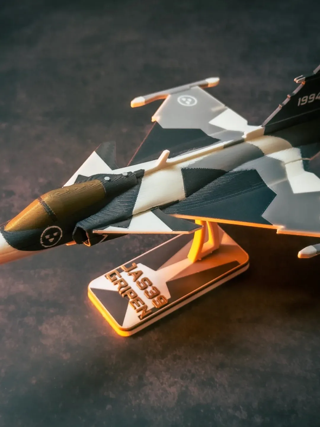 DIY JAS39 イーグル ライオン ファイター ジェット モデル 第 4 世代戦闘機組み立て プラスチック モデル キット 対象年齢 4 歳以上 ex