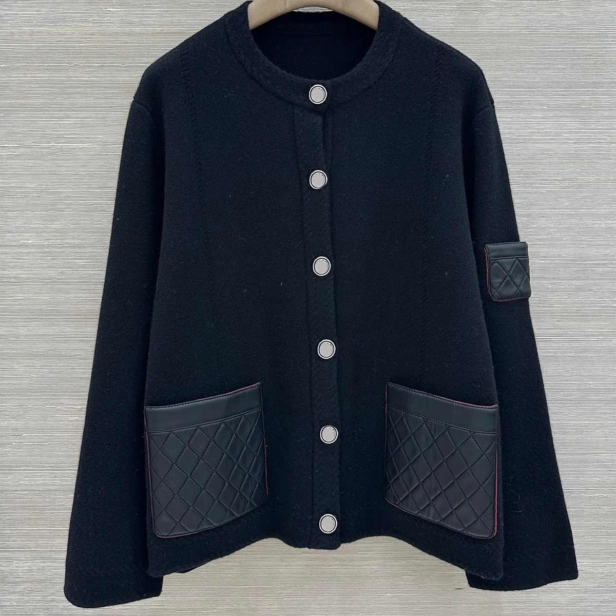 High Quality Women Round Neck Knit Cardigan, Diamond Patch Pockets Long Sleeve Single Breasted Jacket lyt2610830