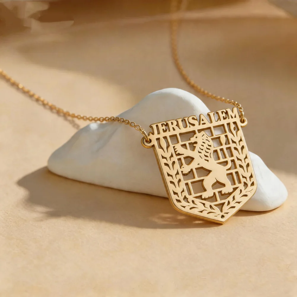 Lion of Judah Necklace Judas Lion Shield Pendant Jerusalem Emblem for Women Men Jewish Amulet Jewelry Gifts