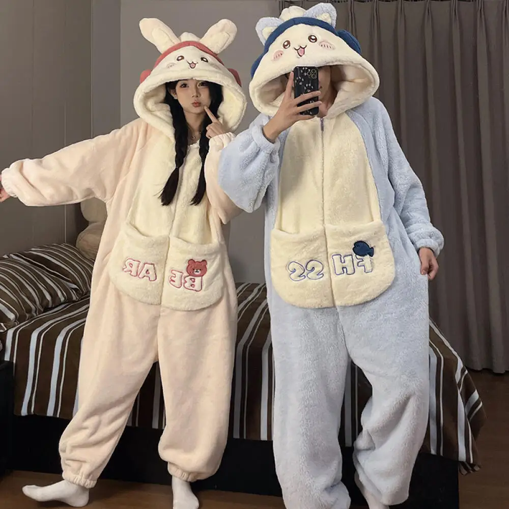 Anime chiikawa novos casais de inverno pijamas de uma peça de pelúcia casal saco de dormir flanela siamês homewear inverno dos desenhos animados pijamas