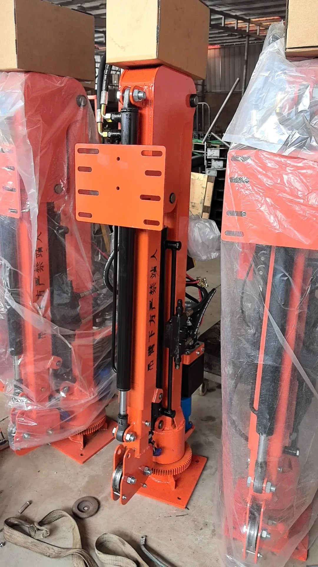 Good Price 12v 24v Electric Winch Mini Pickup Truck Hydraulic Lifting Crane