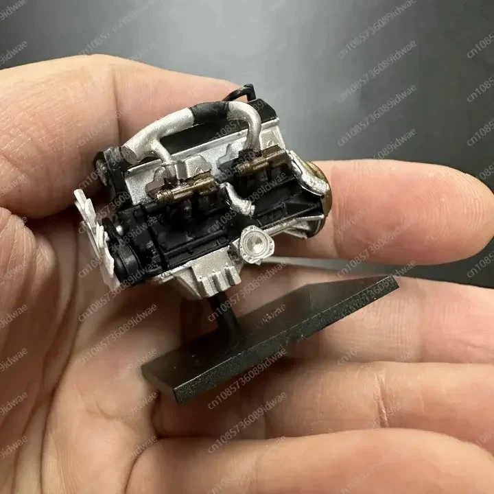 Engine Model Twisted Egg 1-24 Scale Original, Mini Car Engine Model