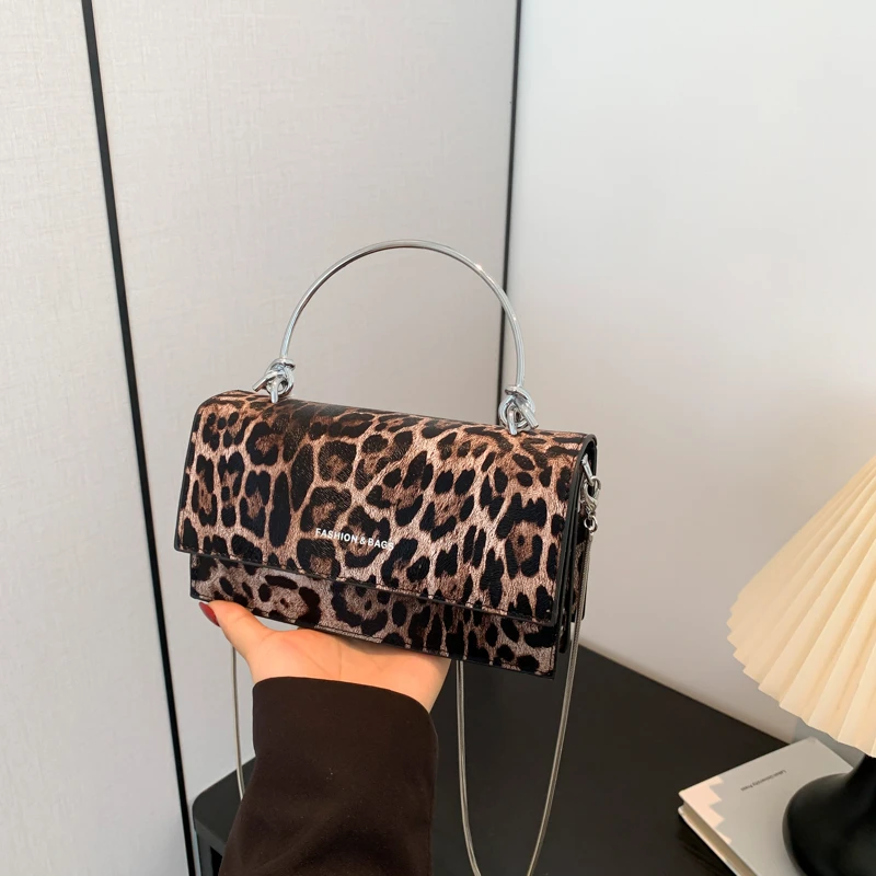 Fashion Trend Hasp Shoulder Bags Hot Sale 2025 Spring New Leopard Print Small Square Bags Western Style Crossbody Bags