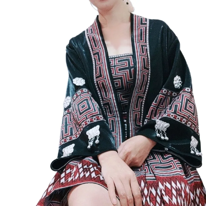 New Miao Clothing Female Miao' S Girl Family Dress Tujia Travel Photography Ethnic Style Shooting Folk Costume