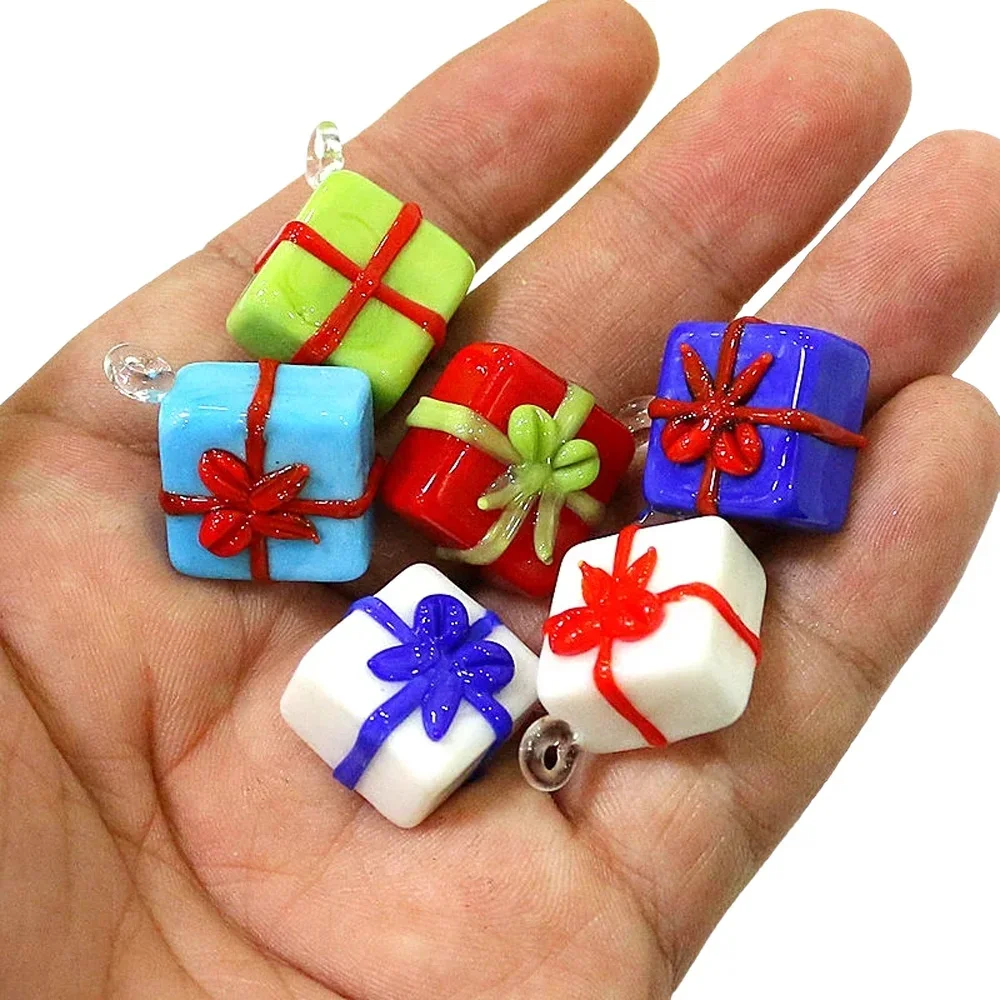 

2pcs Colorful Mini Glass Gift Box Pendants DIY Jewelry Charms Making Cute Christmas Ornaments for Xmas Tree Decor Accessories