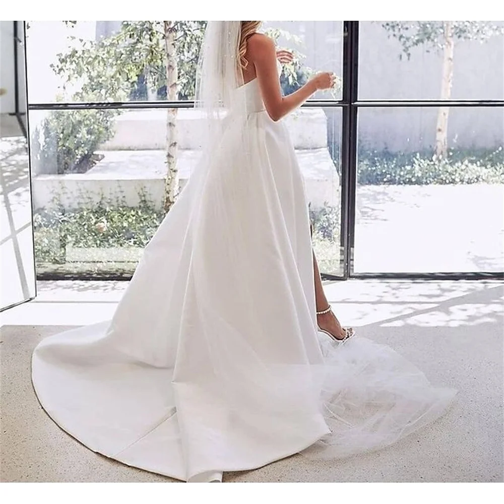 Tokyo Customized White Side High Split Wedding Dress Strapless Sleeveless Backless Wedding Gown Court Train Sexy Bridal Veil