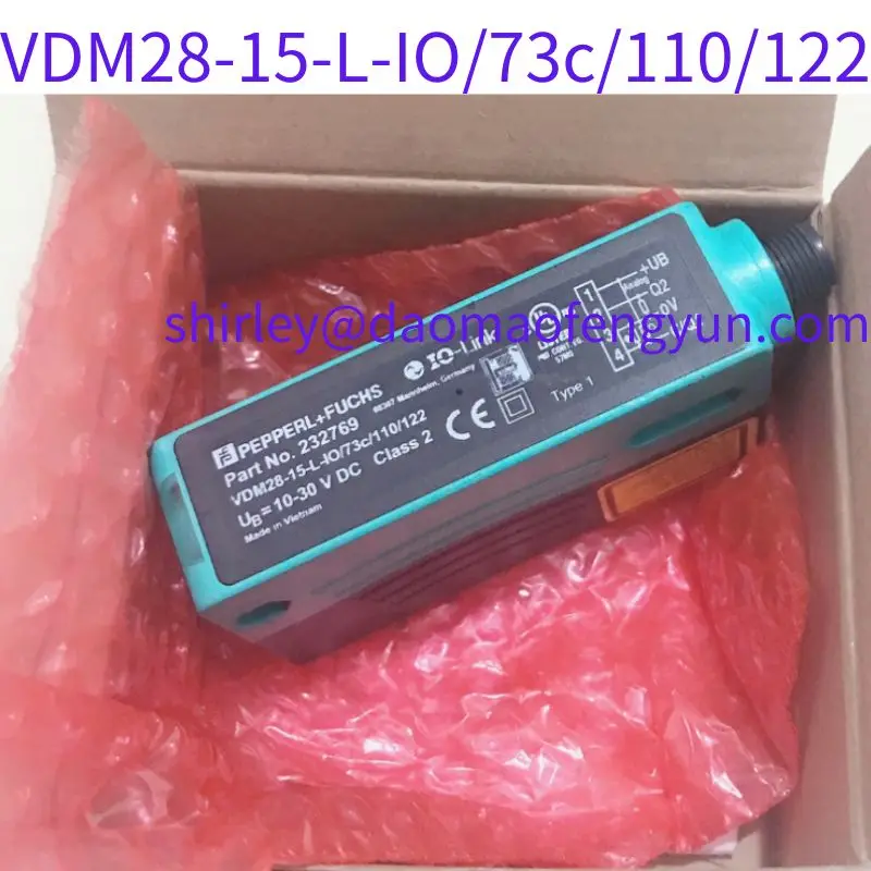 Brand New Original VDM28-15-L-IO/73c/110/122 sensor 232769 distance sensing switch