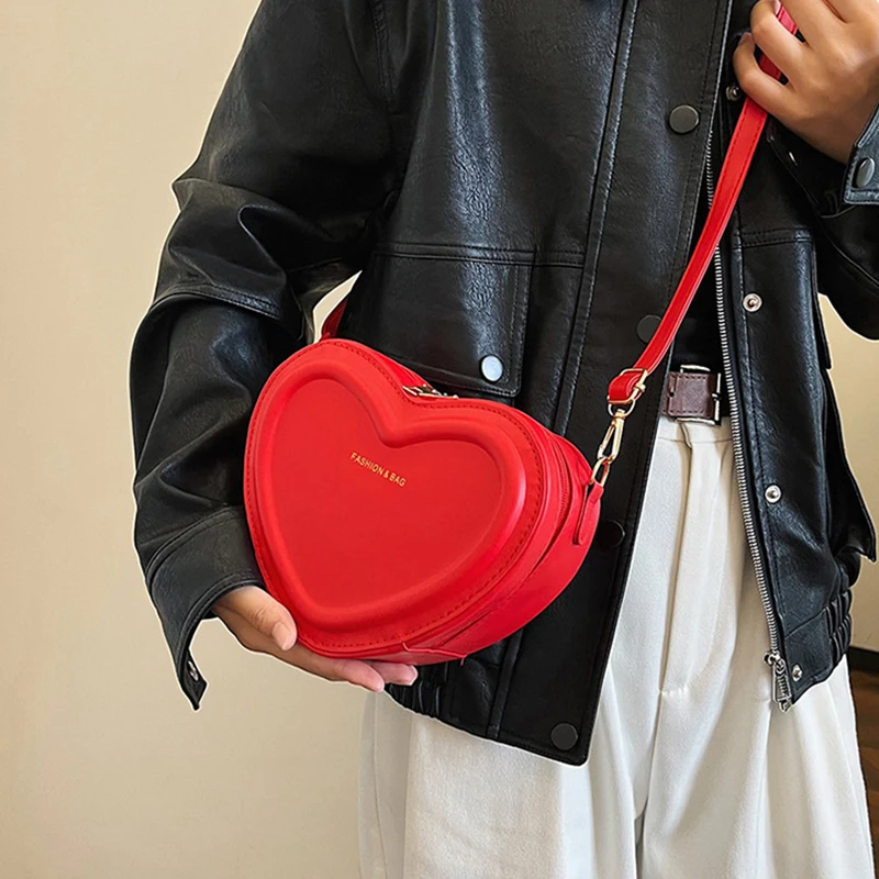 Fashion Heart Shape Crossbody Bags For Women New Solid Color PU Leather Shoulder Bag Casual Ladies Handbags Designer Female Bags image 3