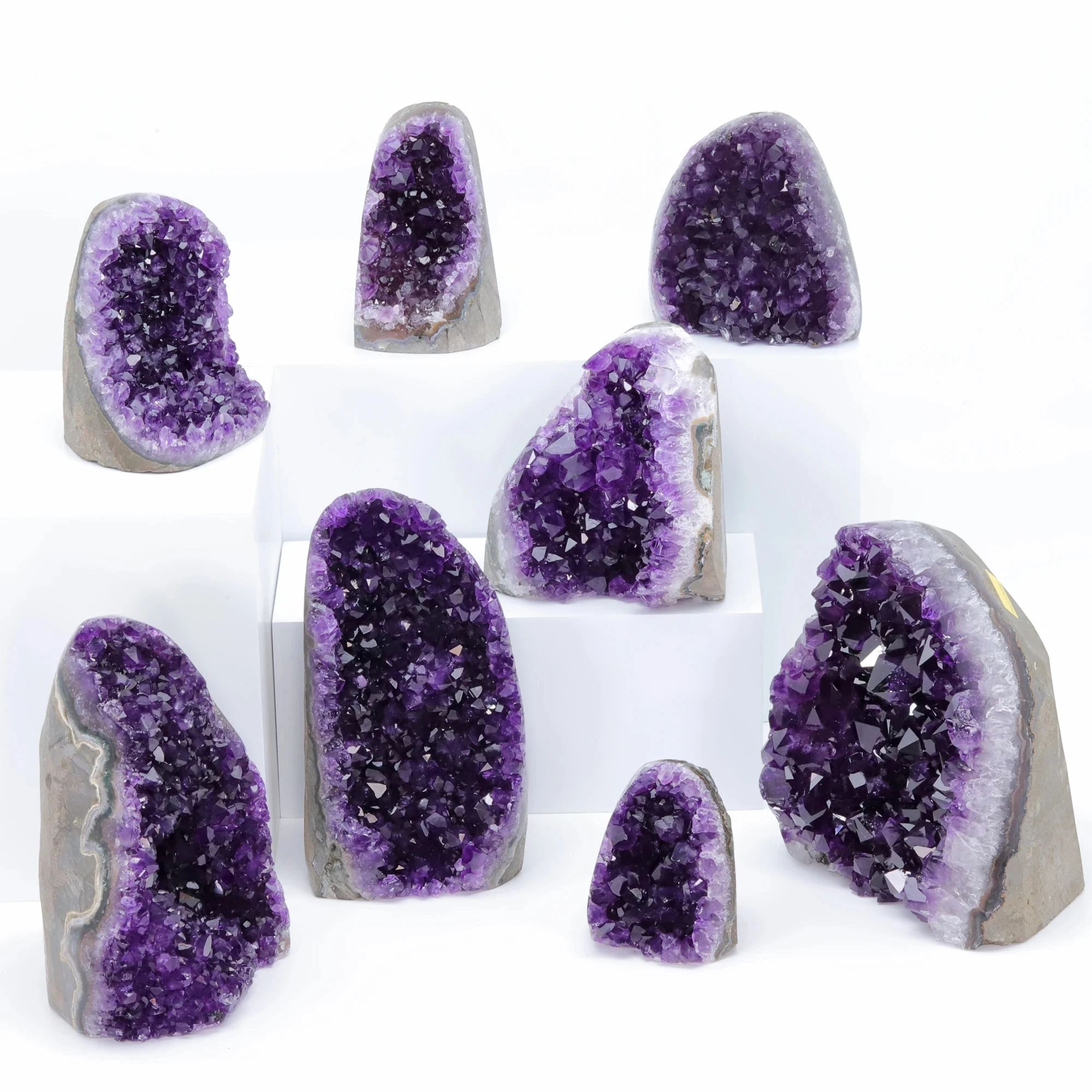 Natural Raw Amethyst Geode Purple Crystal Quartz Cluster Dream Energy Healing Thunder Egg Home Decoration Wholesale Gift