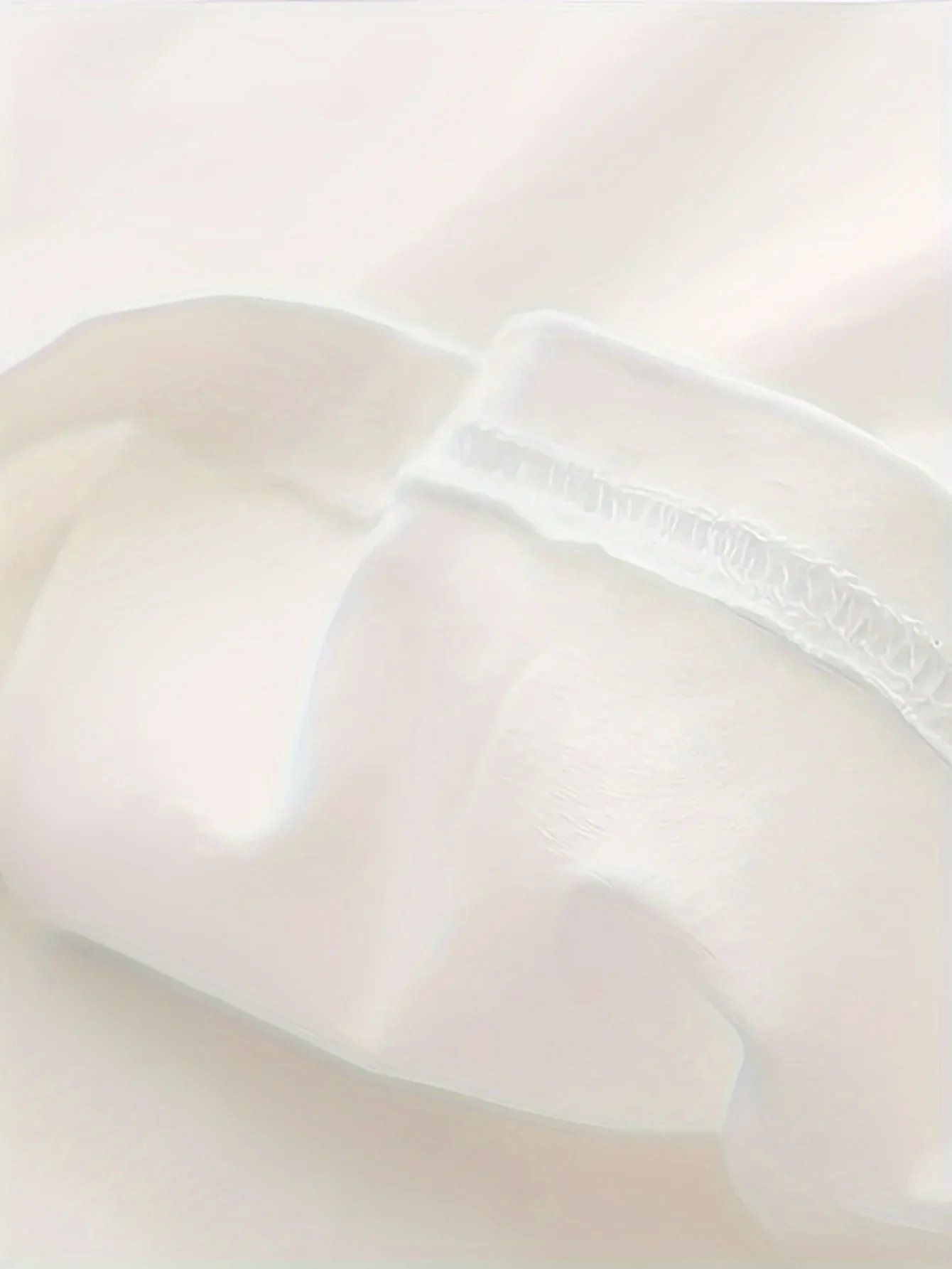 여성용 화이트 MTV 로고 글리터 그래픽 티셔츠 - 중간 스트레치가 있는 반소매 크루넥 캐주얼 탑, 기계 세탁 가능