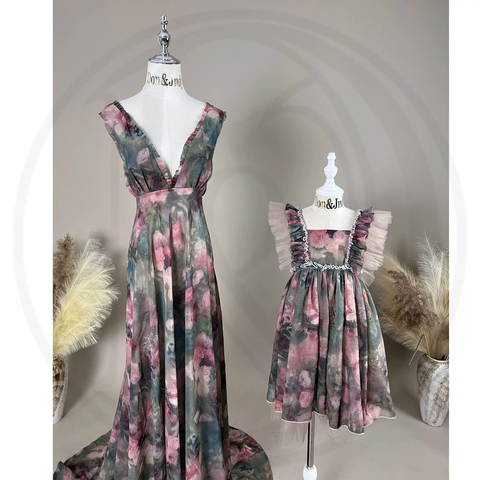 Don&Judy Bohemian Flower Print Mother Daughter Photo Shooting Dresses Party Gown Elegant Mommy And Me Family Photography Outfit