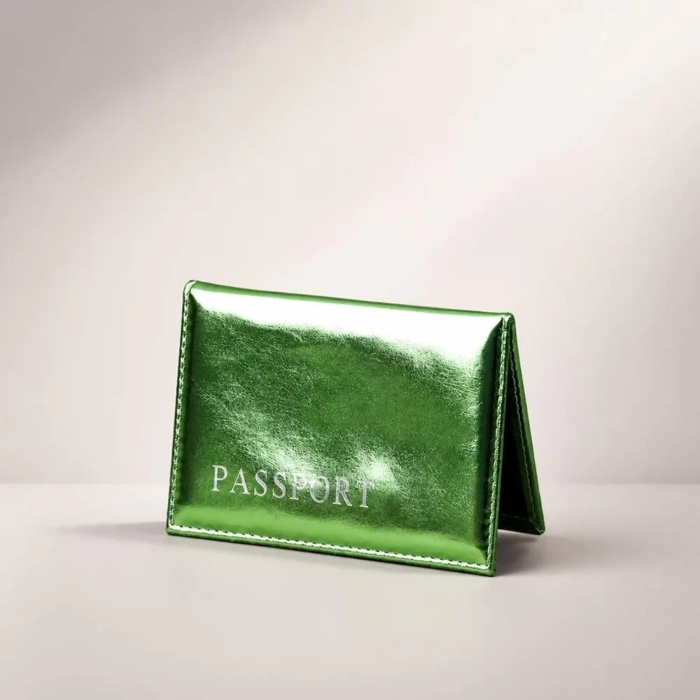 Fashion PU Leather Passport Holder Glossy Paillette Waterproof Passport Cover Multi-function Portable Passport Book Travel view 2