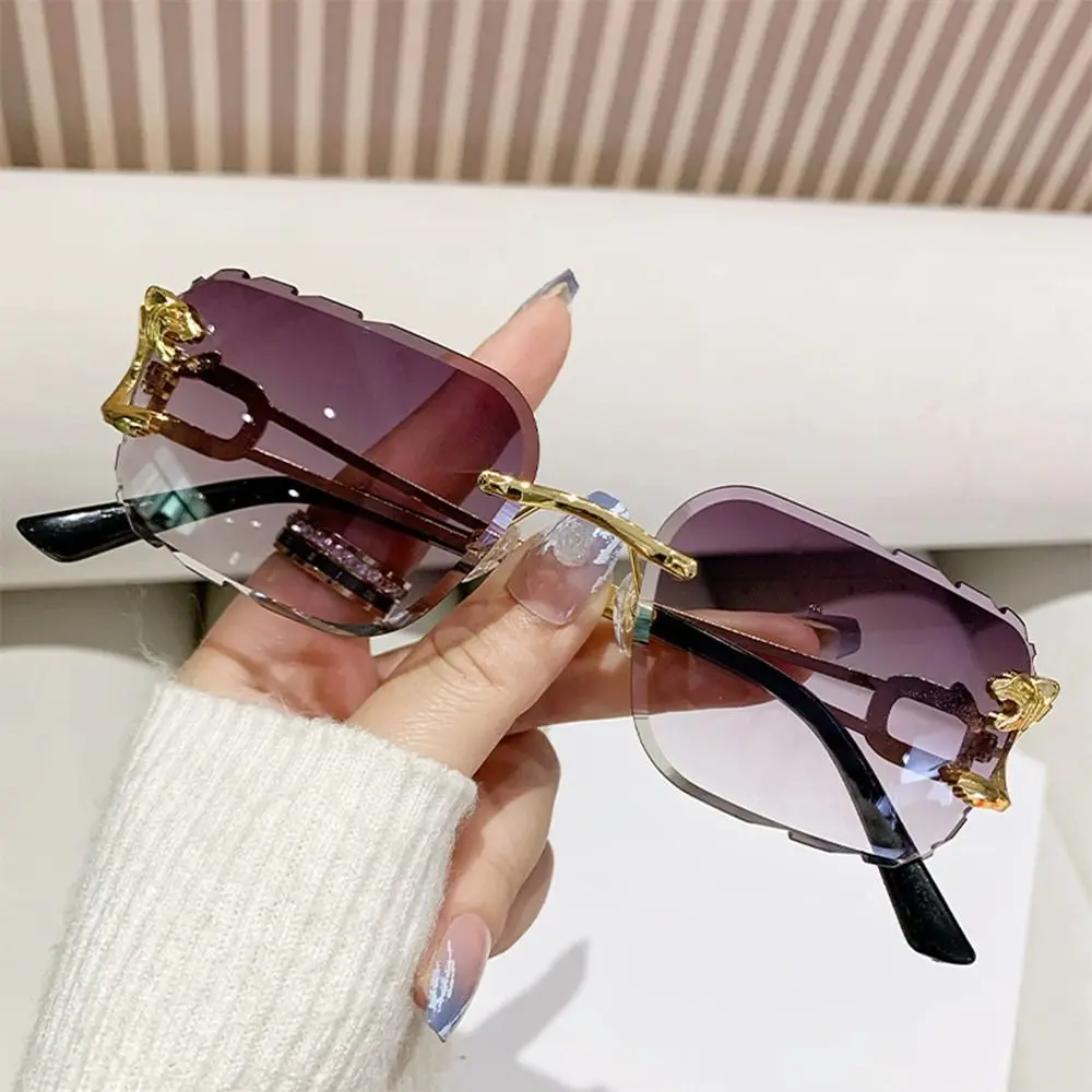 Metal Temples Cut Edge Sunglasses Vintage UV400 Rimless Cheetah Design Sunglasses Summer Traveling Eyewear for Women & Men