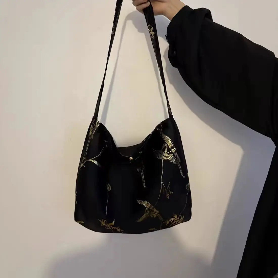 

Chinese Style Black Gold Large Capacity Crossbody Tote Bag