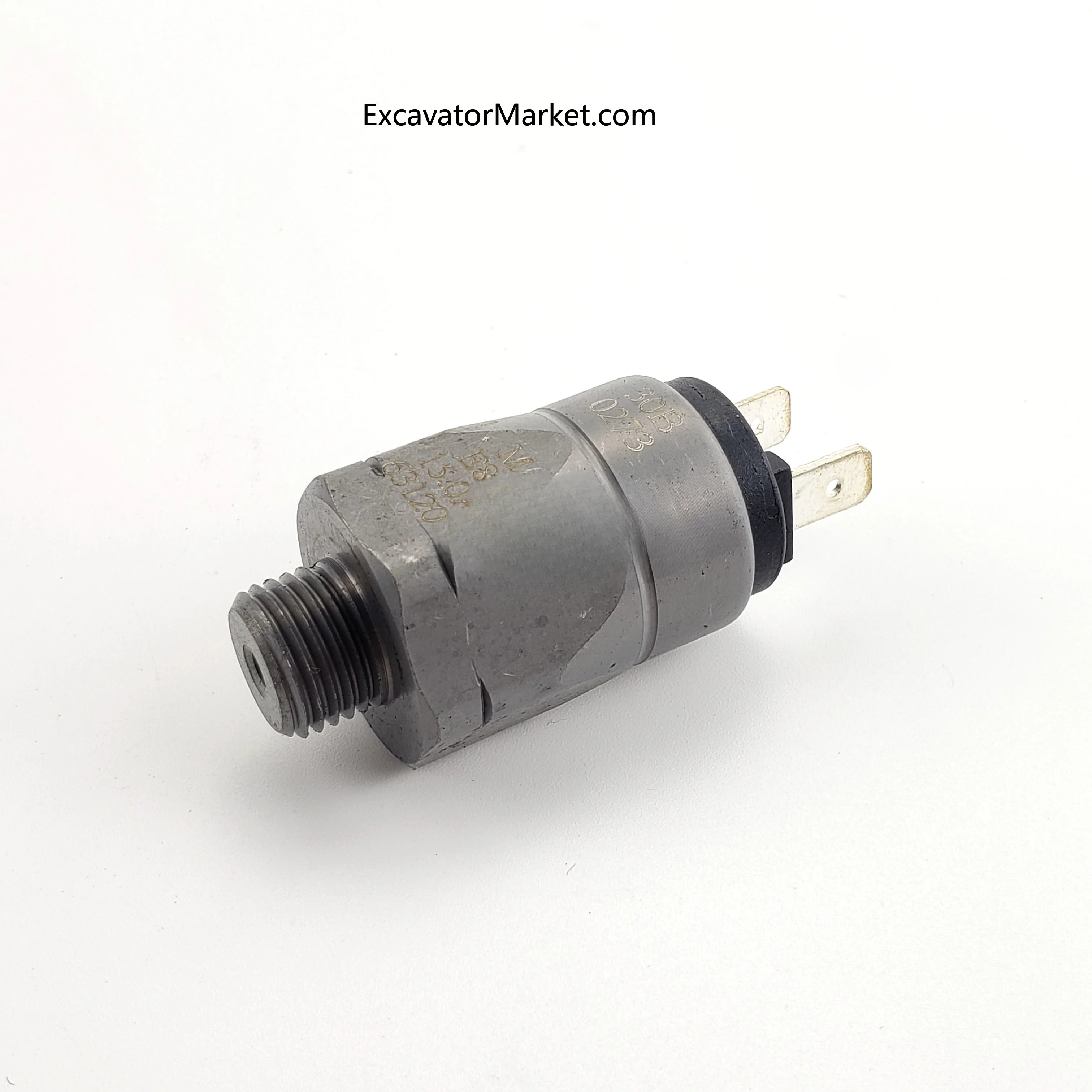 For Yuchai Liugong Sany XCMG XE Xiagong Domestically Produced Engine Oil Pressure Sensor Idle Switch Excavator Accessories