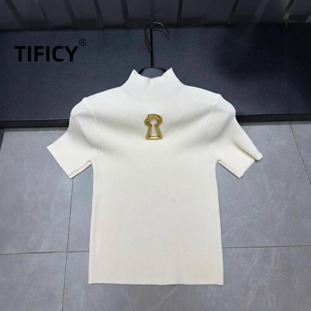 

Autumn New Metal Buckle Knitted Short Sleeved T-shirt Women's Round Neck Pullover Loose and Versatile Knit Tshirt Bottoming Top