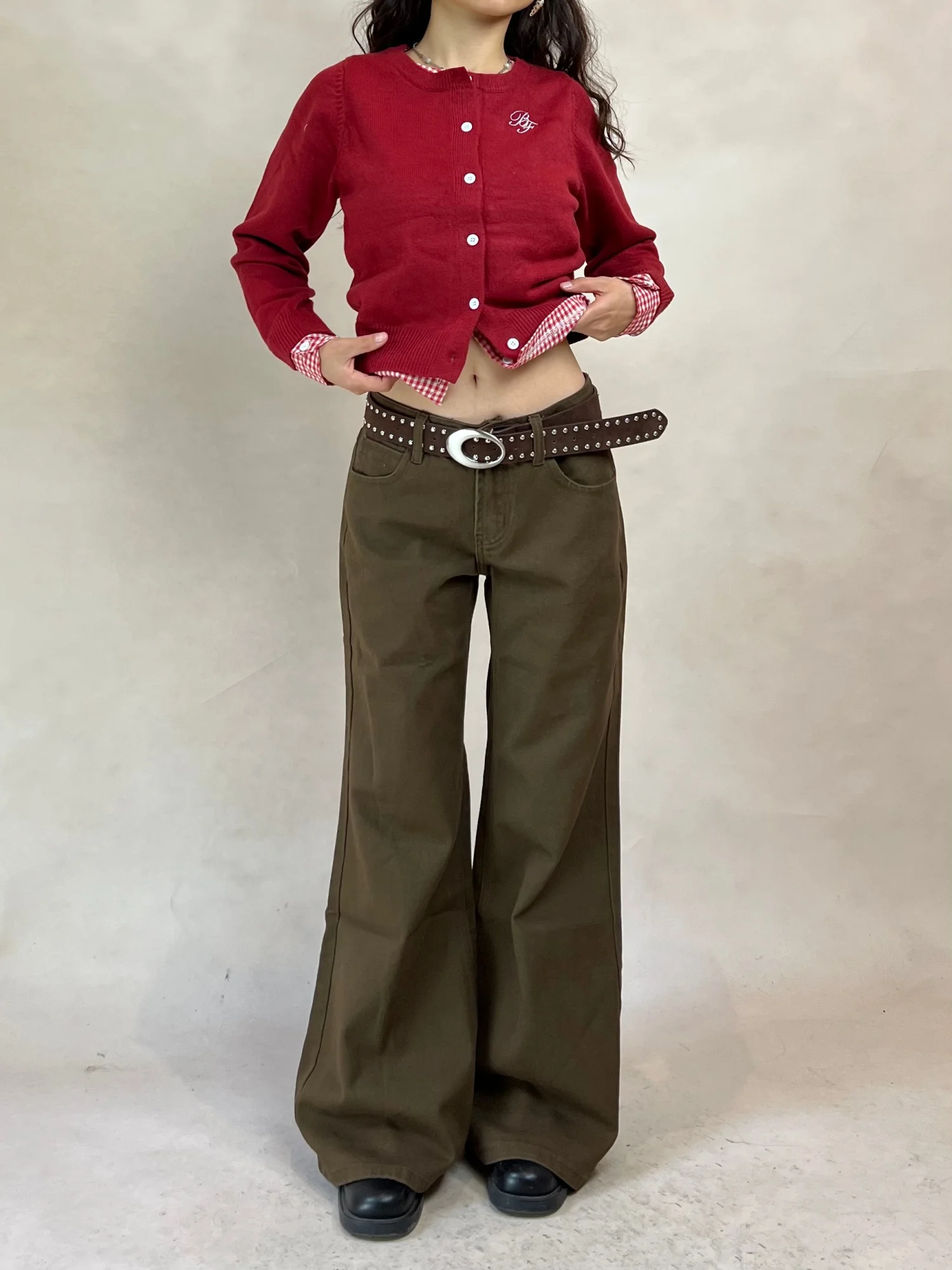 

Ретро-джинсы DINA2026: зимние женские свободные прямые джинсы в пол с широкими штанинами, низкой посадкой и застежкой на пуговицах