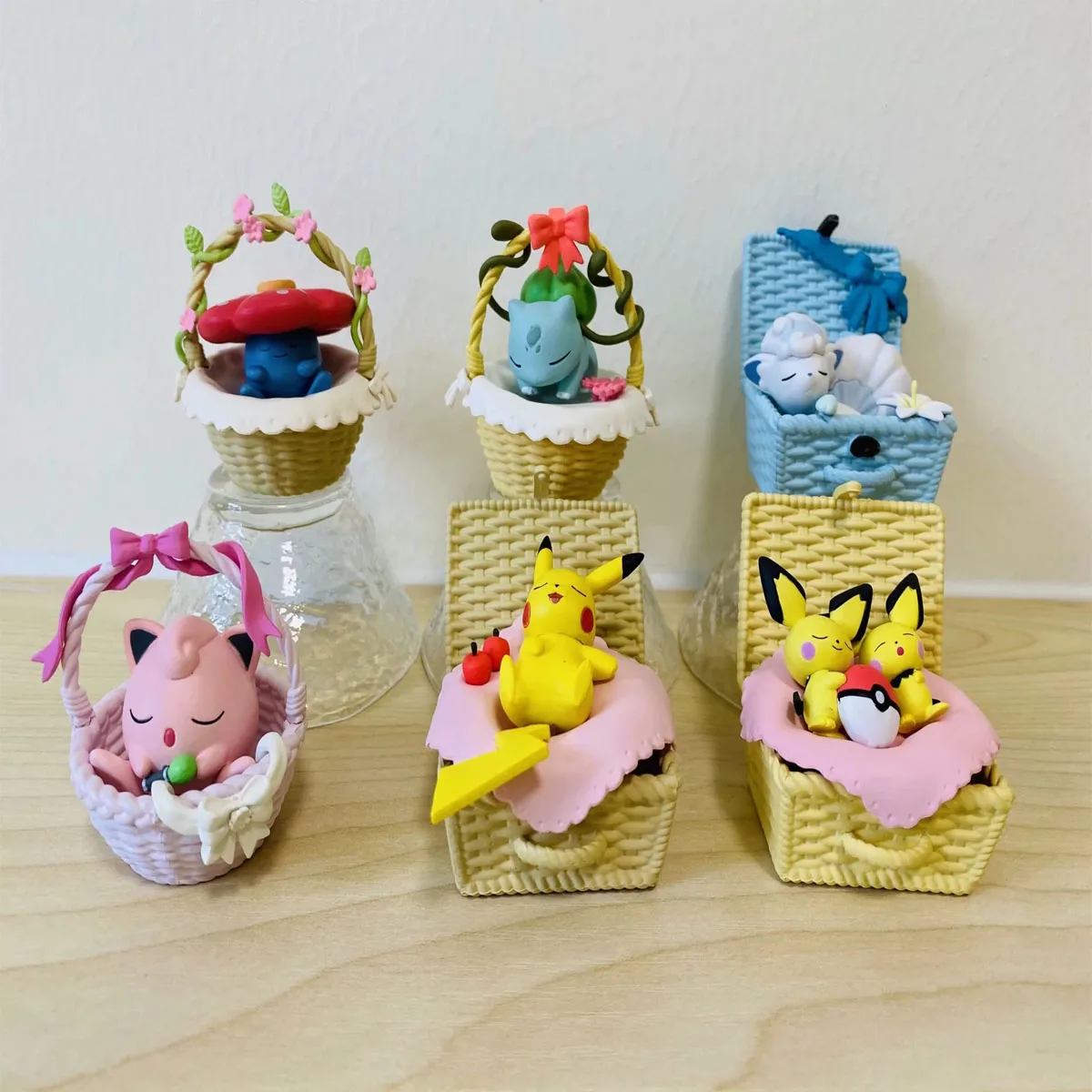 6-個かわいいポケモンアニメフィギュアモデル-q-バージョンピカチュウフシギダネプリン車の装飾周辺機器のおもちゃ子供のためのギフト