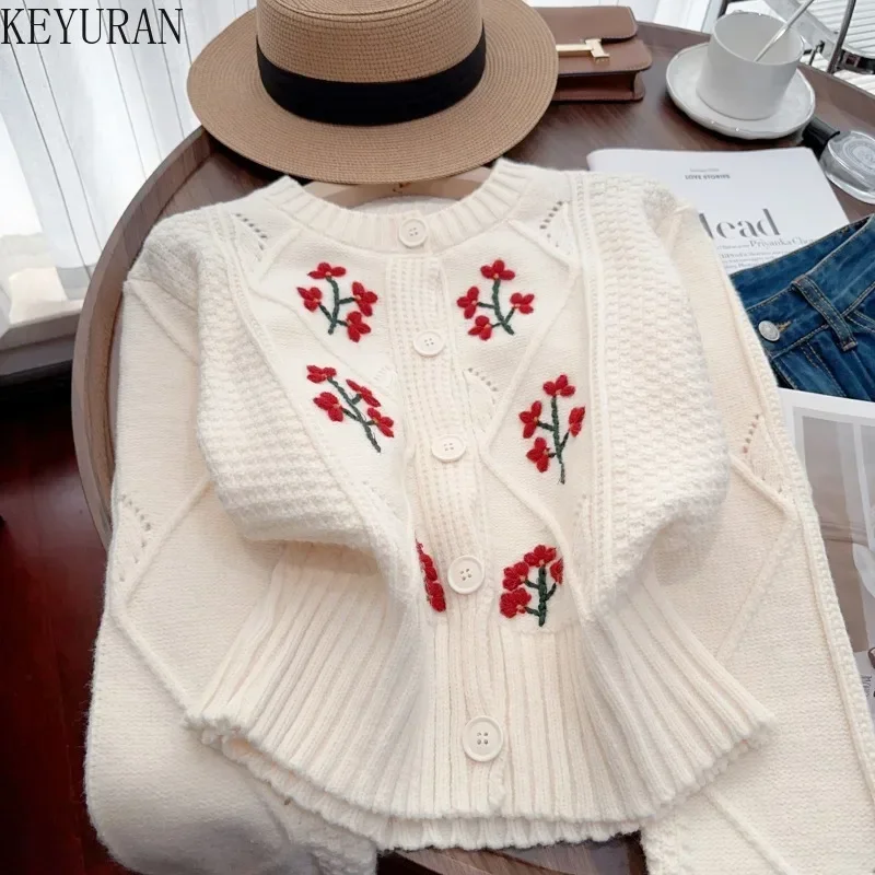 Vintage Floral Embroidery Sweater Coat Women 2024 Autumn Winter Korean Fashion O-Neck Long Sleeve Cropped Knitted Cardigan Tops