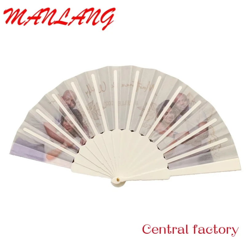 

Custom Small MOQ Personalized Bride and Groom's Names African Folding Hand Fan for Wedding Gift and Invitation