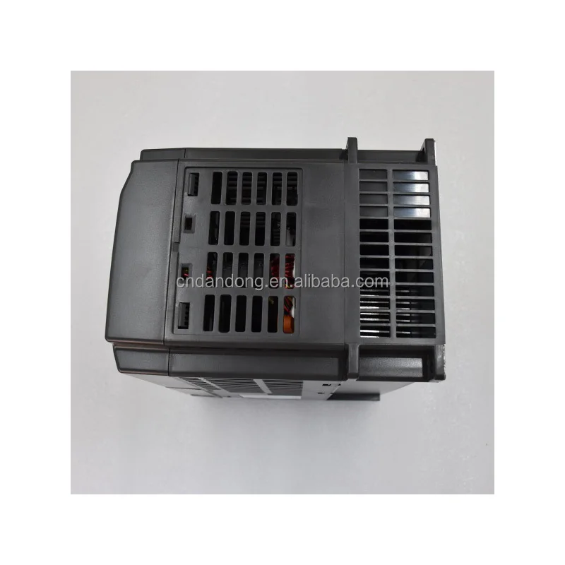 Electric Equipment Single Phase To Three Phase Inverter 220V 0.4KW VFD004EL21W-1 3Phase Inverter