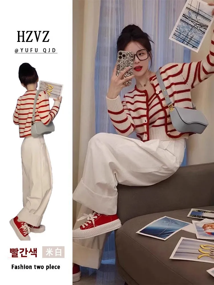 

Fall 2024 Hong Kong Sle Women's Small Size Striped Knitted Jaet Strap Vest Jeans Set Faionable Casual High Waist Long S...