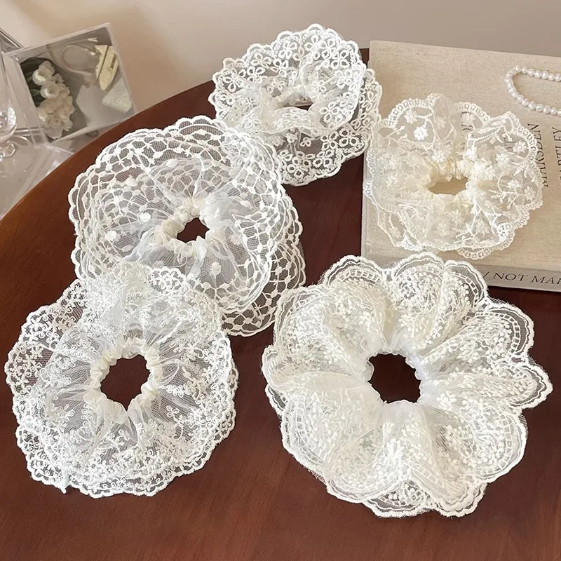 

2025 Summer Lace Hair Scrunches White Color Big Size Lacy Hair Scrunchies 5pcs/set For Women Elegant Chouchou Romantic