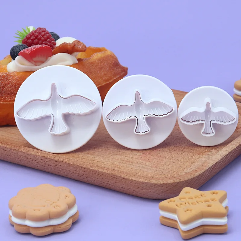 3Pcs/lot Wholesale Cute Pigeons Cake Fondant Plunger Cutter Sugarcraft Bird Cookie Cutter Cake Fondant Tool  D780