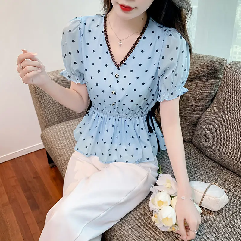 Polka Dot Shirt Short-sleeved Women's Beautiful Waist-hugging Shirt Unique French Top