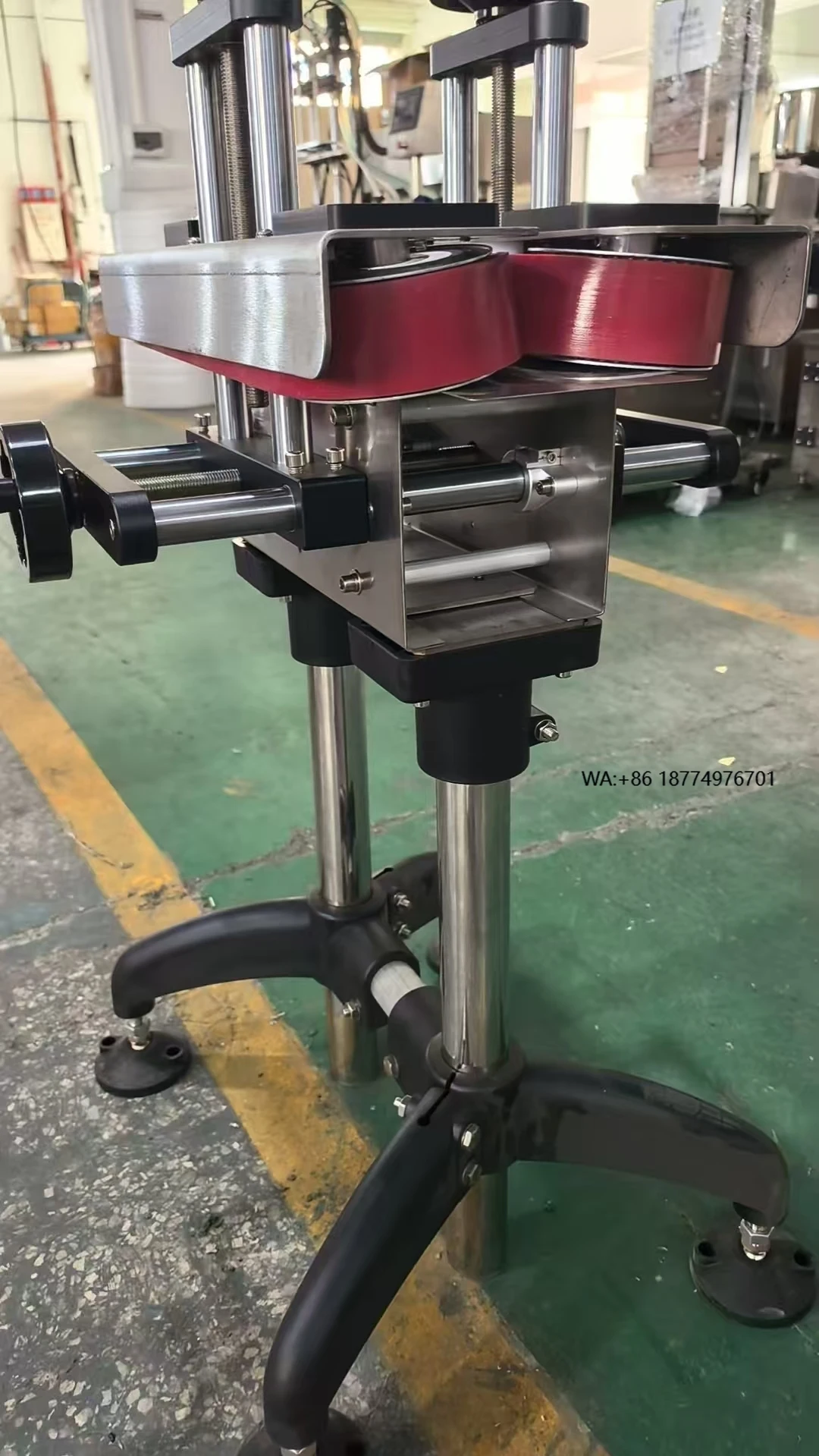 

Efficient Customized Fully Automatic PVC Conveying Machine Bottom-Side Transfer Belt System for Clamping Bottle and Jar Conditio