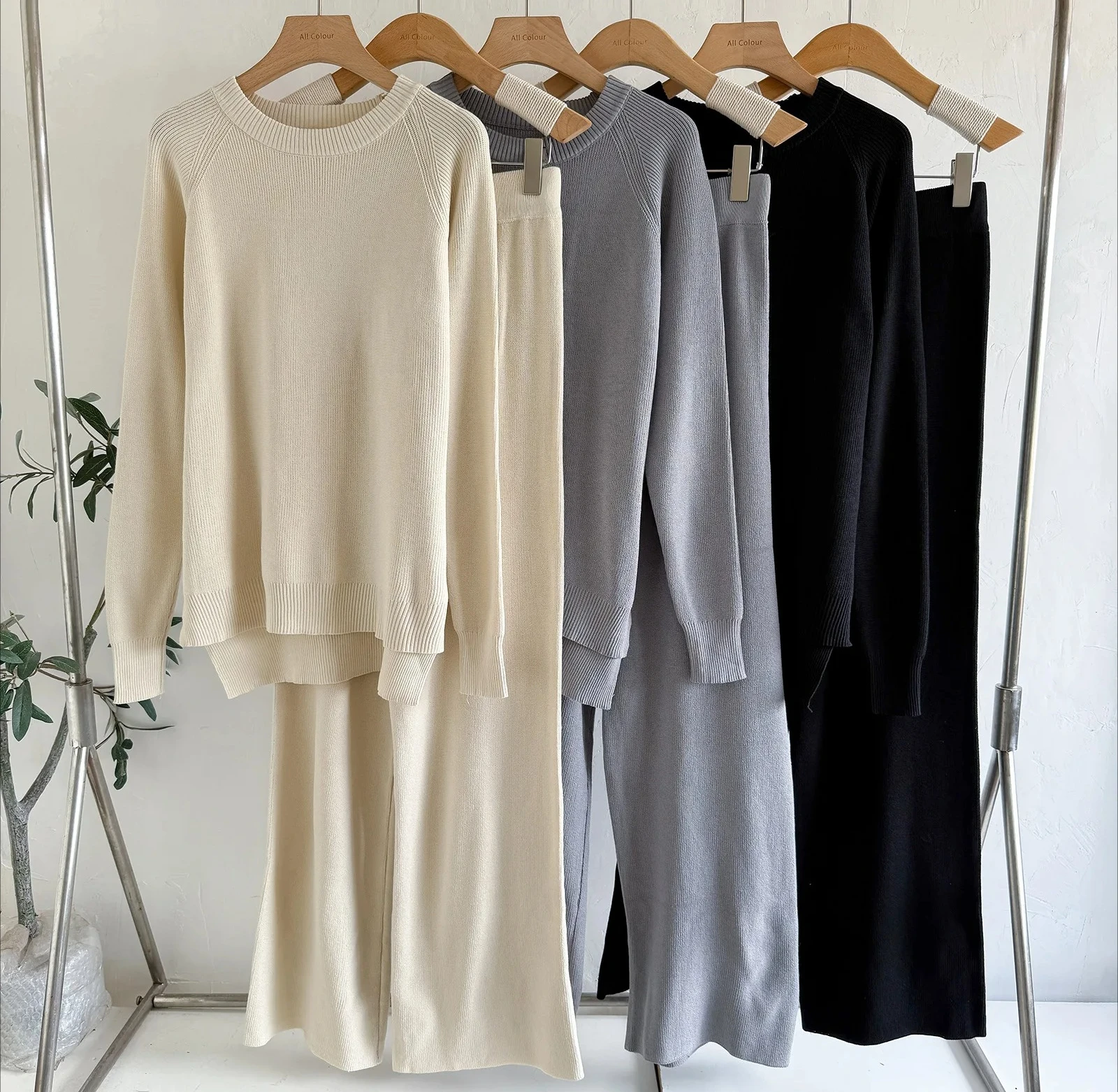 

Thickened Knitted Long Sleeve Sweater Set Women's Loose Wide Leg Pants Two Piece Set Fashionable Winter Outfit Casual Commute