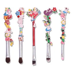 Luxury 5PCS/SET Makeup Brushes Set Alice in the Wonderland Forest Garden Plant Cosmetic Pro Foundation Makeup Brushes Tool Kit