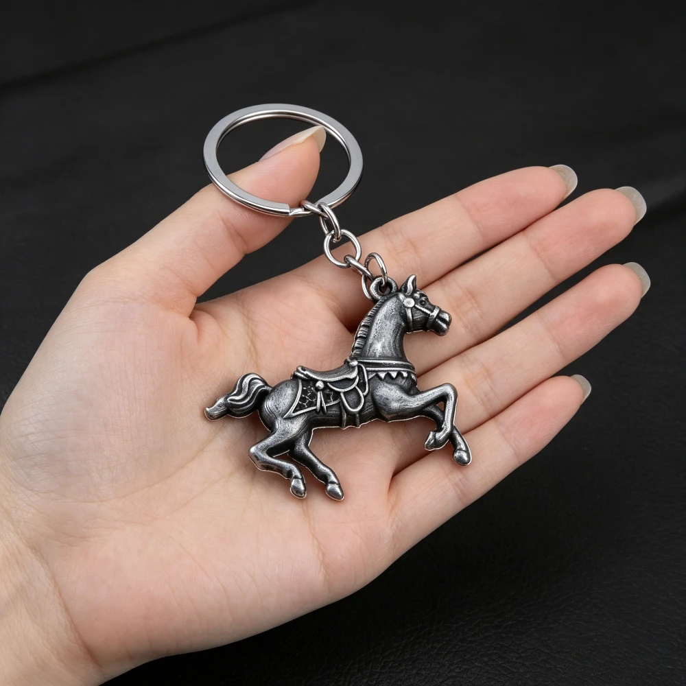 Neuer Modischer 3D Dreidimensionaler Metall-Kriegspferd-Schlüsselanhänger im Retro-Stil, Metall-Rucksack-Schlüsselring, Charm-Anhänger für Männer und Frauen, Auto-Schmuck, Geschenk – Detail 1
