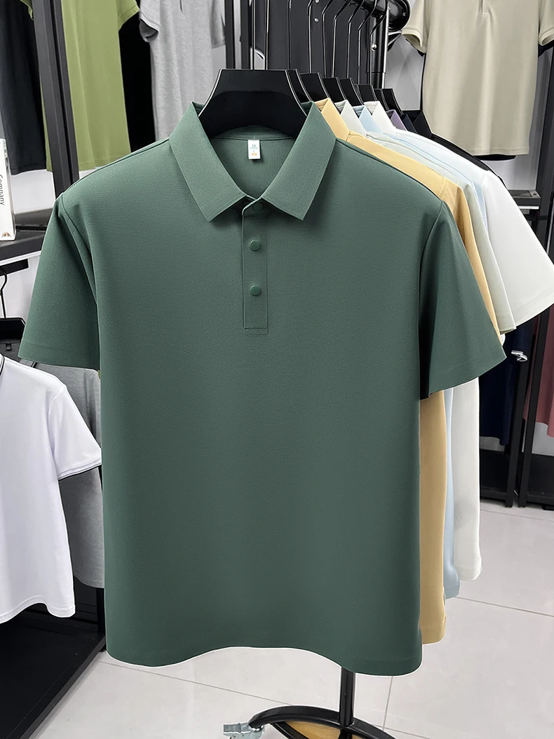 Hochwertiges Eisseide-Kurzarm-Poloshirt für Herren, klassisches einfarbiges, atmungsaktives Business-Casual-T-Shirt, neues Luxus-Oberteil für den Sommer. – Detail 23