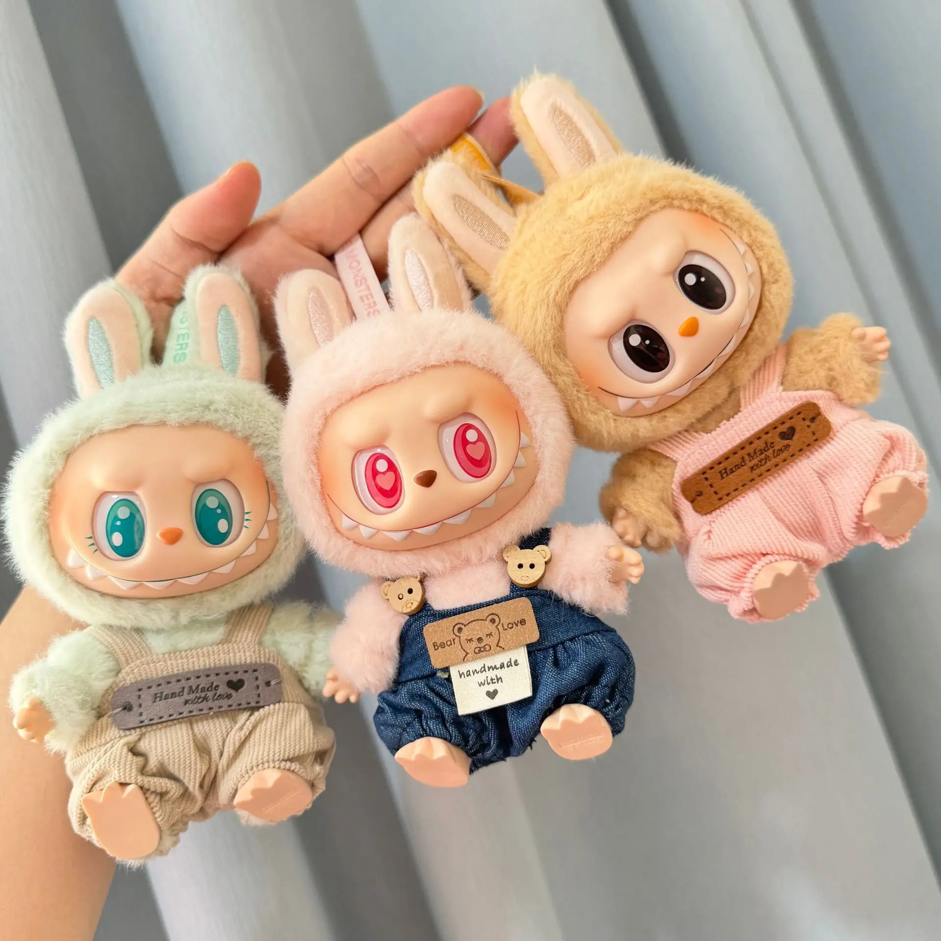 Cute Mini Plush Doll Clothes, Bib Pants, Labubu I II Idol Dolls, Sentado Party Clothing, Outfit Acessórios para Coréia Kpop Exo