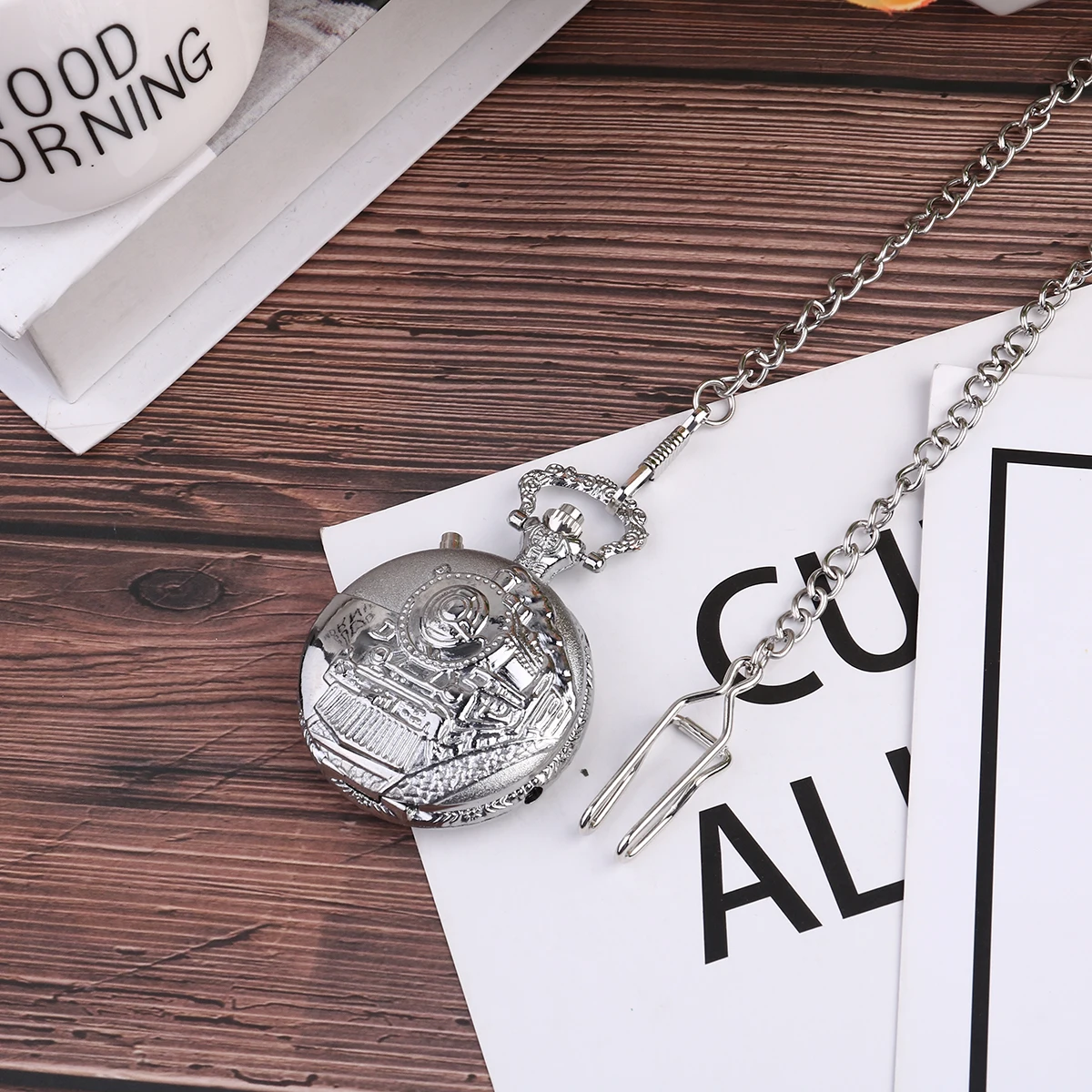Vintage Men Retro Mechanical Wind Up Locomotive Design Silver Durable Gift For Family Friends Co-Workers Retro Style Pocket For