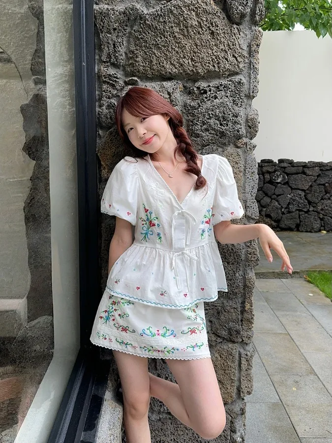 

Sweet Embroidered Bubble Sleeve Top And High Waist A-Line Skirt Set plus Size Summer New Design Fashion Women's Outfits