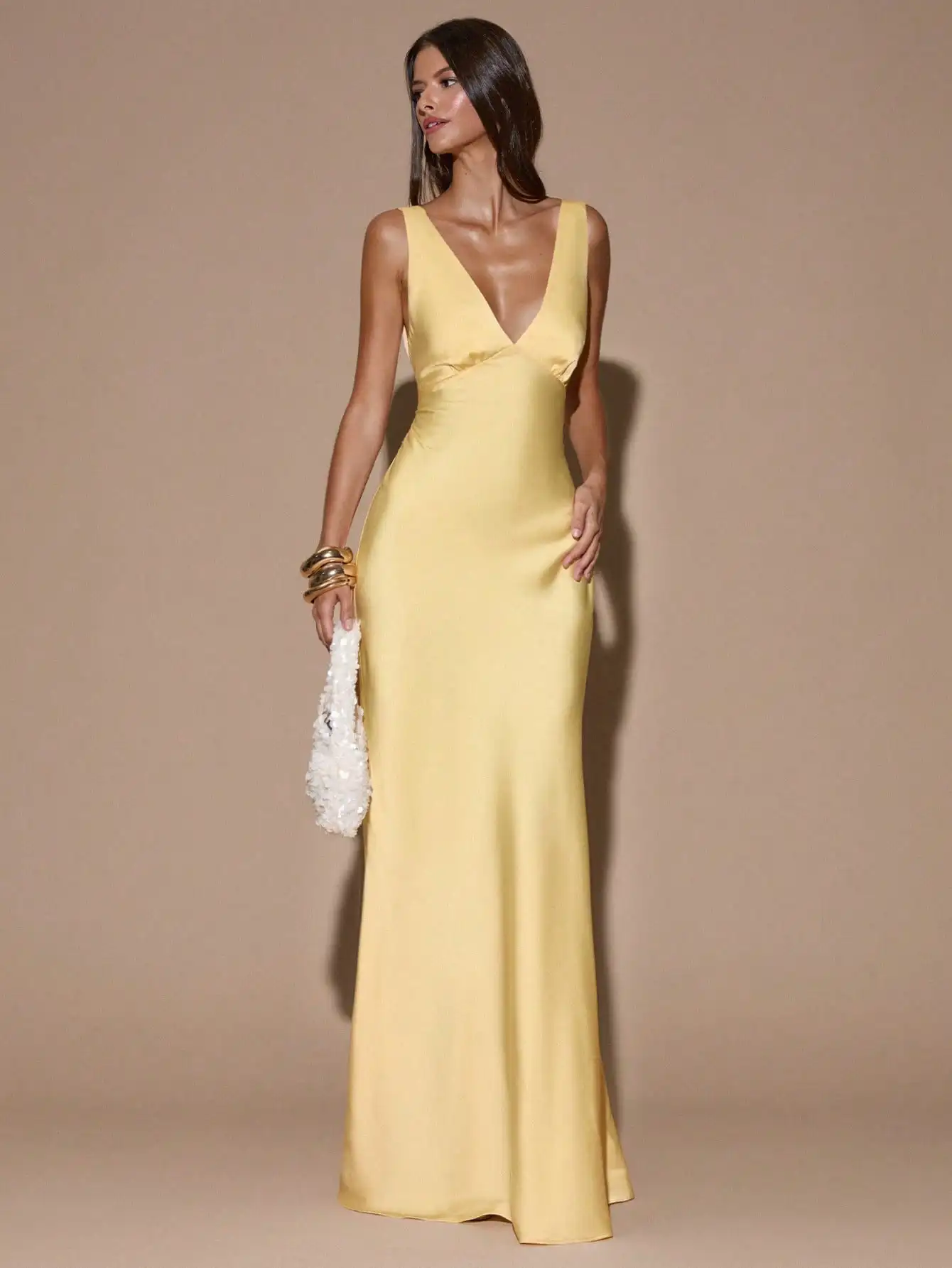 

Элегантное желтое платье макси с глубоким V-образным вырезом, без рукавов, с открытой спиной и завязками, для вечеринок, коктейлей и торжественных мероприятий