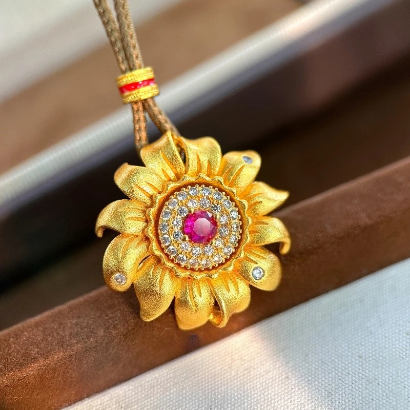 

Pure 18 K Gold Color Rotating Point Diamond Sparkling Sunflower Pendant Necklace for Women Valentine's Day Birthday Jewelry Gift