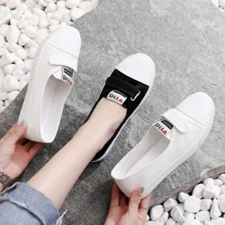 Spring New Style White Canvas Women Shoes Korean Version Versatile Breathable Shallow Casual Lazy Slip on Shoes