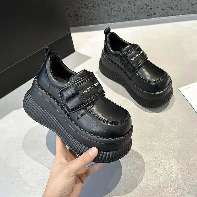 

2025 Spring Women's Thick Sole White Sneakers Lightweight Chunky Platform Shoes for Petite Women Versatile Sports Casual Wear​