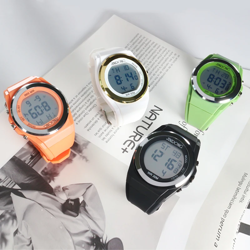 남성용 스포츠 디지털 시계 방수 30M 라운드 다이얼 대형 디스플레이 전자 드라이브 모드-다기능 야외 시계