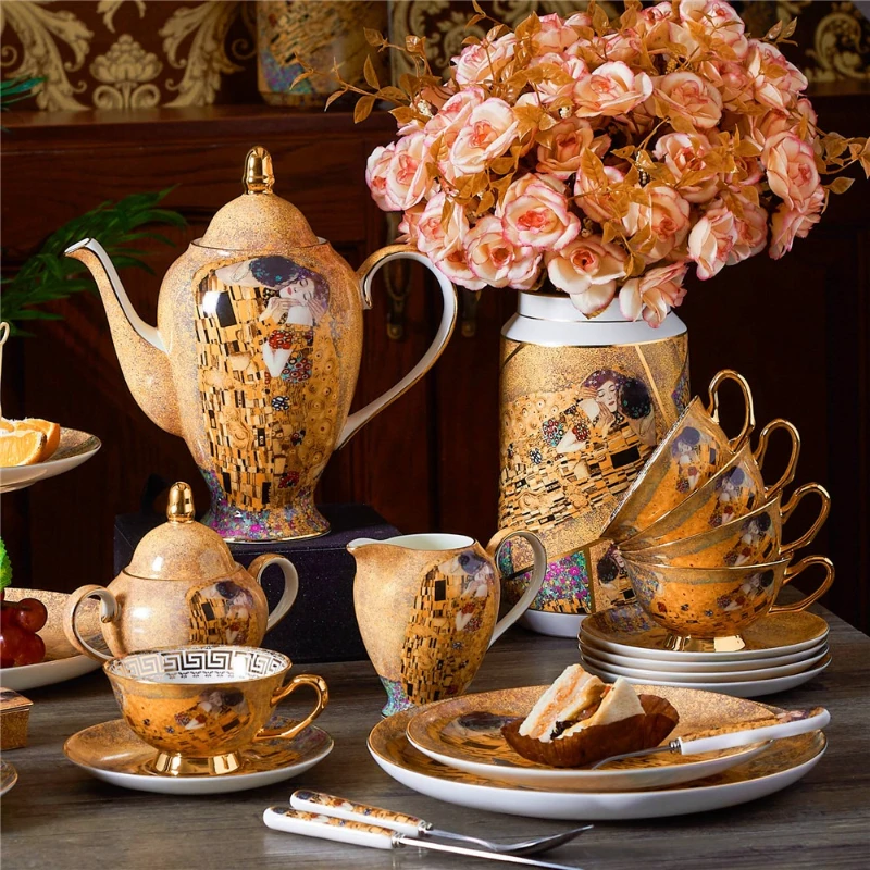 

Coffee set, large-capacity tea set, coffee pot, cup, saucer and spoon.
