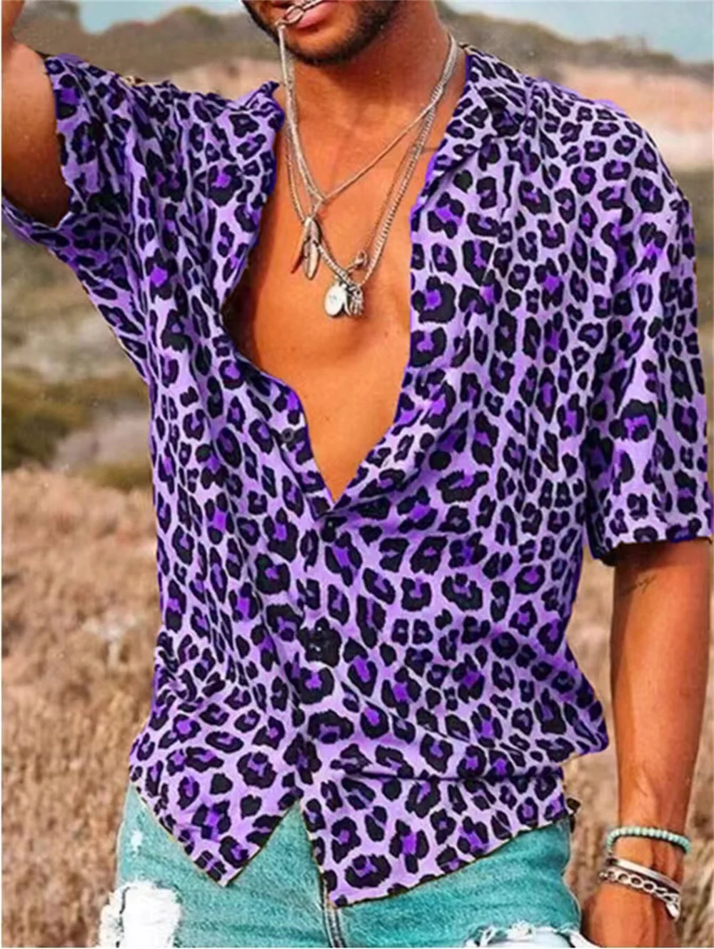 New leopard print men\'s shirt, casual and comfortable short sleeved shirt, oversized breathable men\'s clothing button design