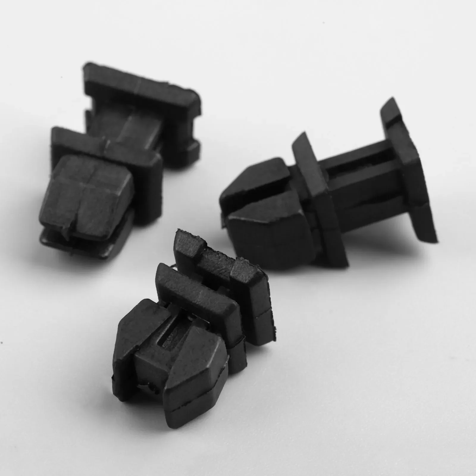 10Pcs Auto Fastener Boot Trim Clips Strip Cover for Mercedes Benz SLK CLK SL S W220 W140 CLS CLASS Black Plastic Car Rivets