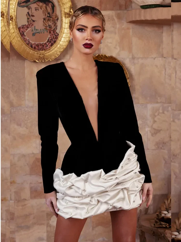 

2025 Women Winter Celebrity Sexy Long Sleeve Diamonds Beading Black Mini Bodycon Bandage Dress Elegant Evening Club Party Dress