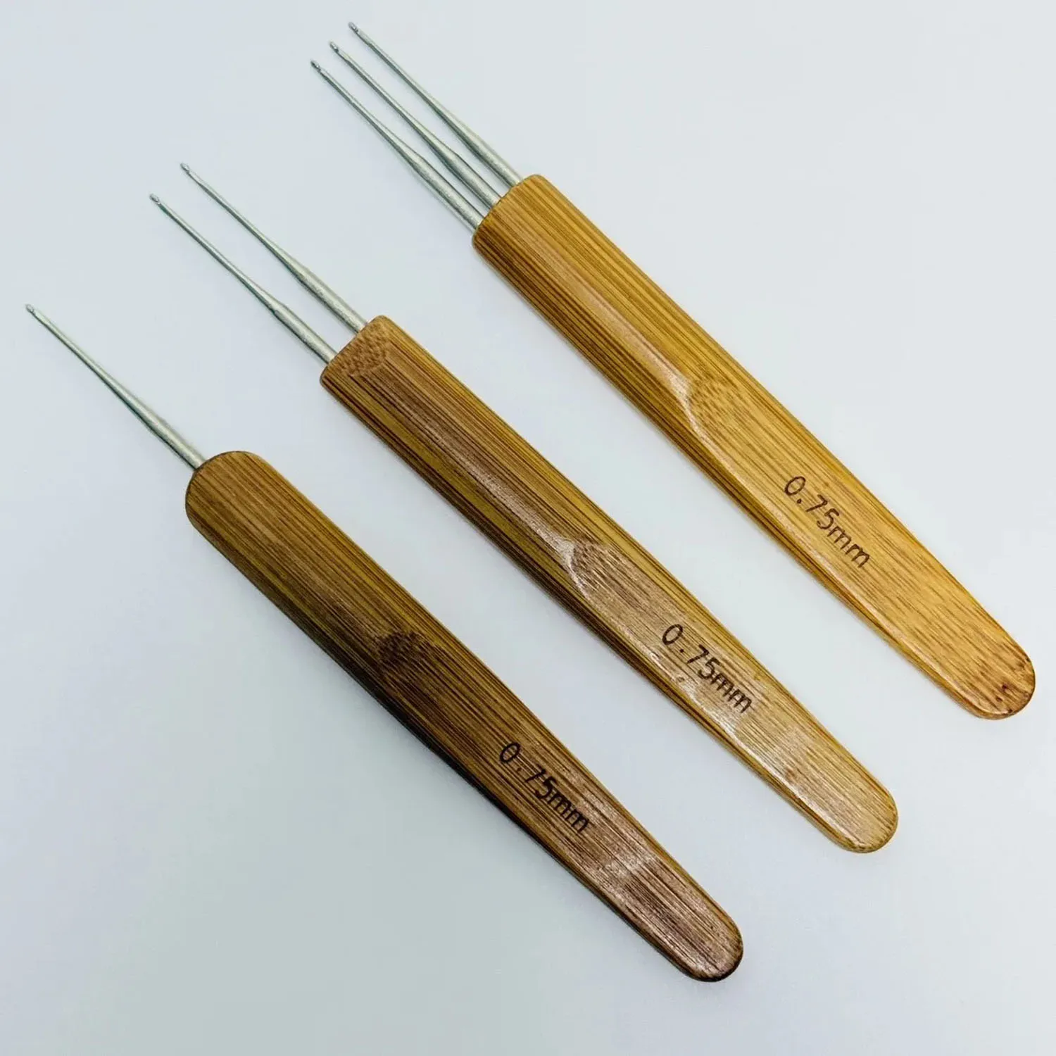 0,5 mm/0,75 mm Dreadlock Häkelnadel Holz Häkelnadeln Haar Dreadlocks Werkzeug für Braid Craft