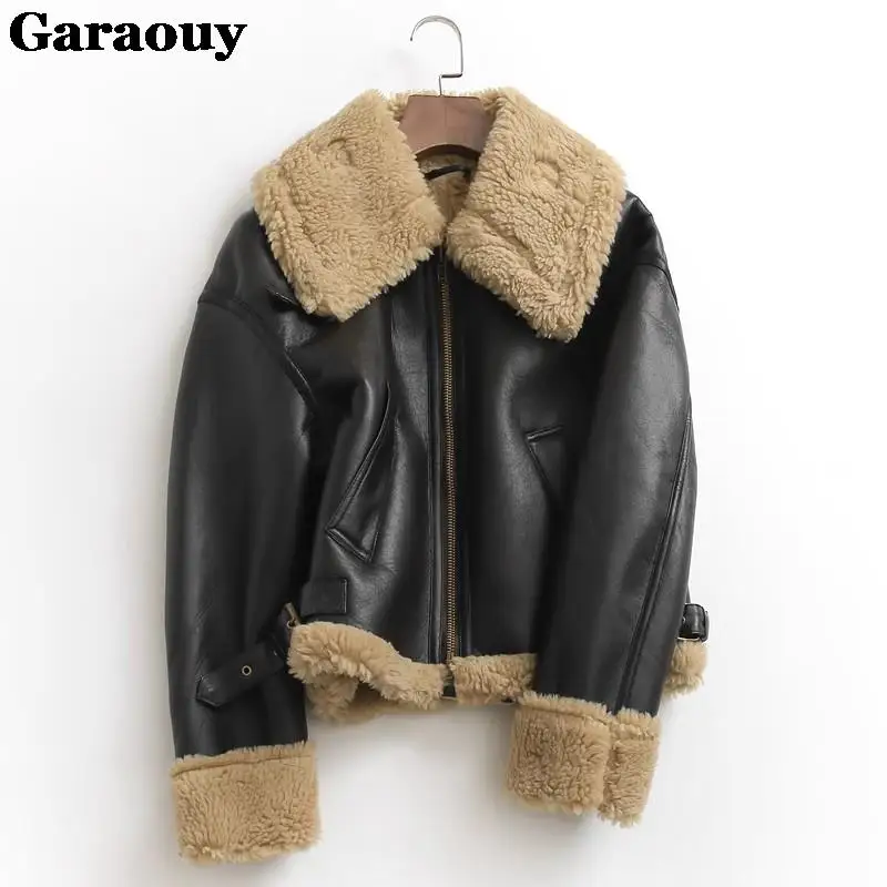 Garaouy 2023 Winter Women\'s Vintage Thick Lapel Zipper Short Faux Leather Fur Coats Loose Warm Motorcycle Jackets Female Outwear